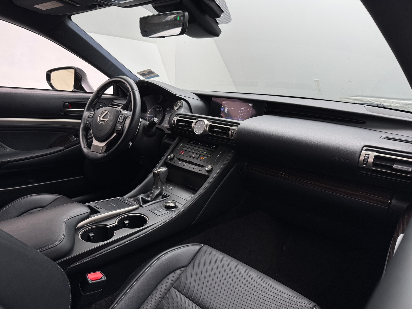 Thumbnail: 2019 Lexus RC - 2