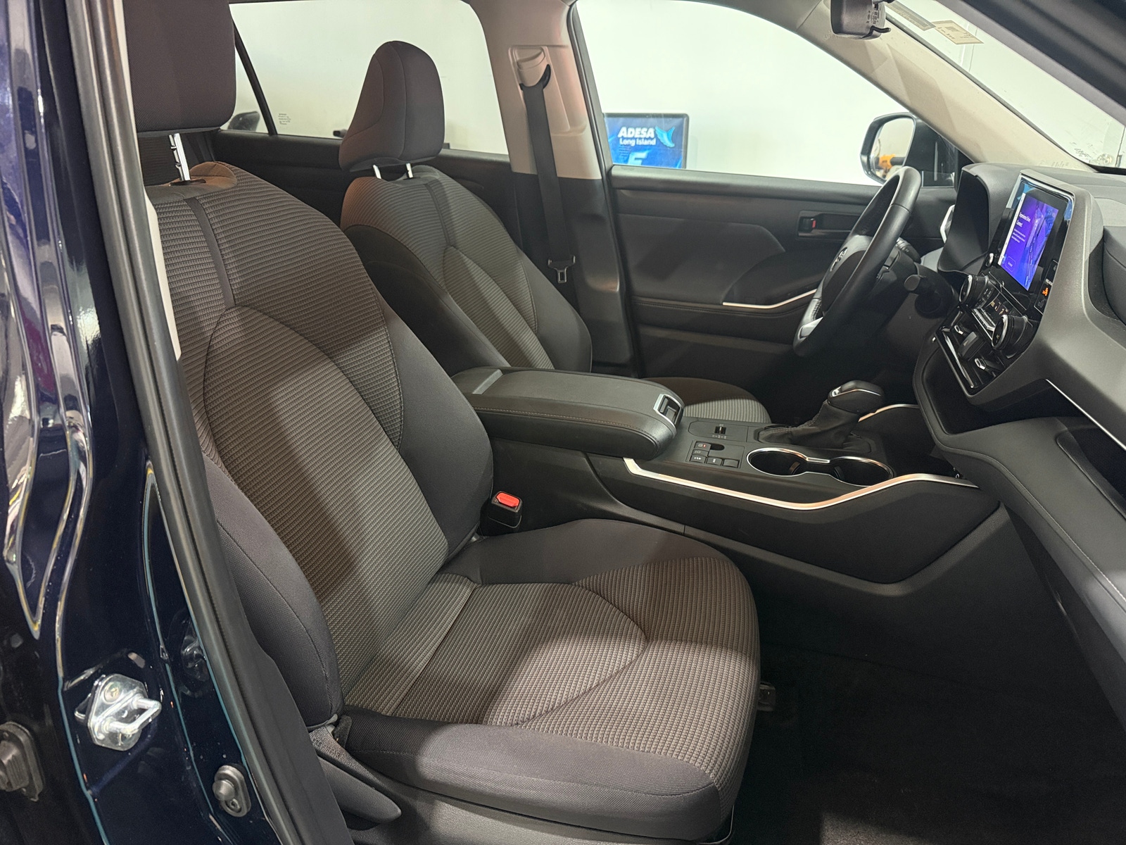 Thumbnail: 2025 Toyota Highlander - 2
