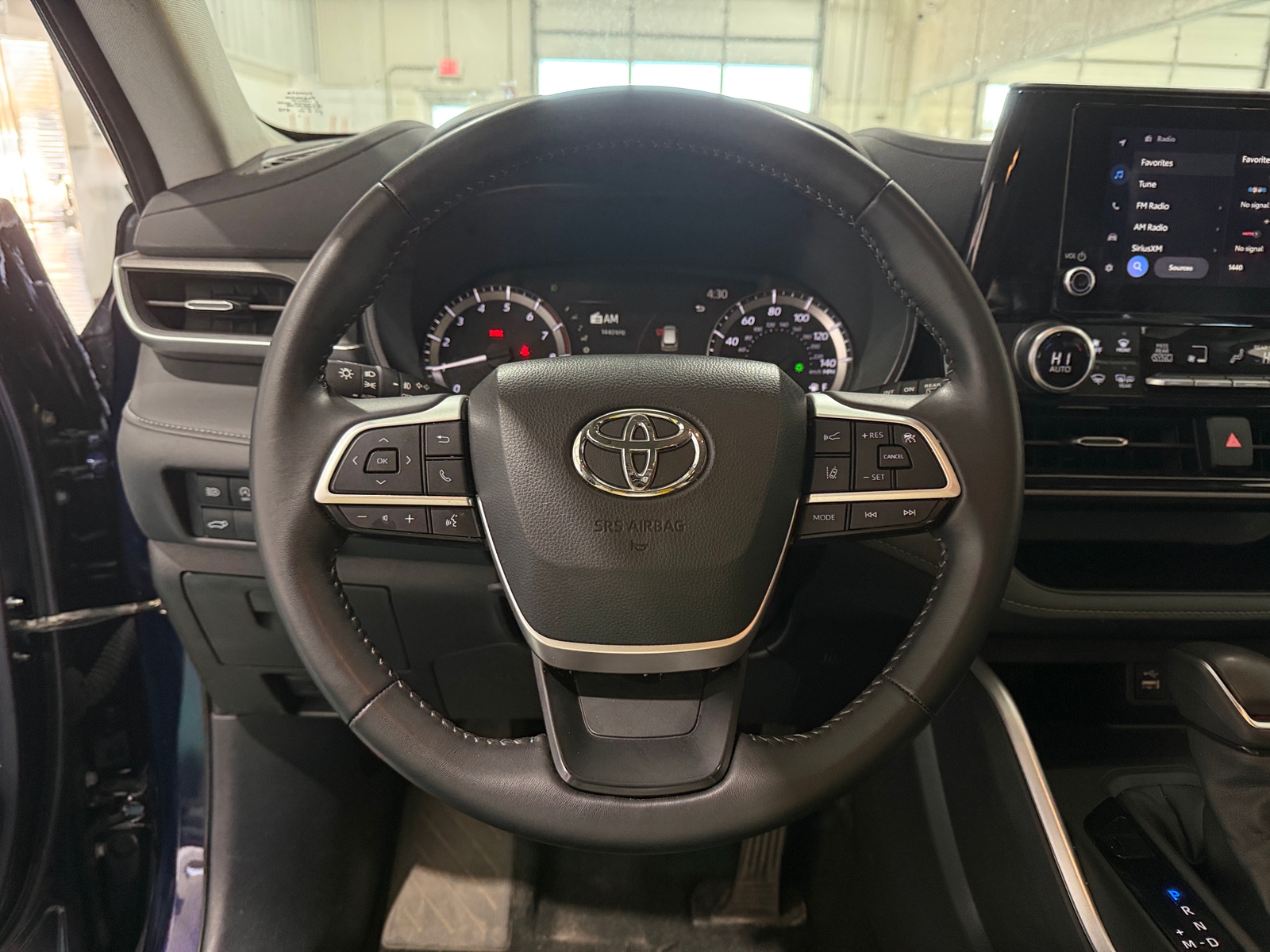 Thumbnail: 2025 Toyota Highlander - 5