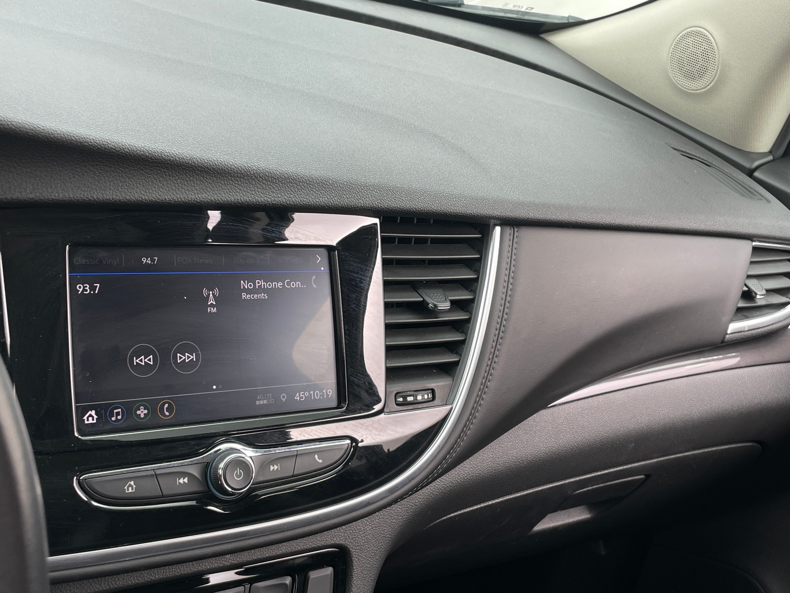 Thumbnail: 2022 Buick Encore - 3