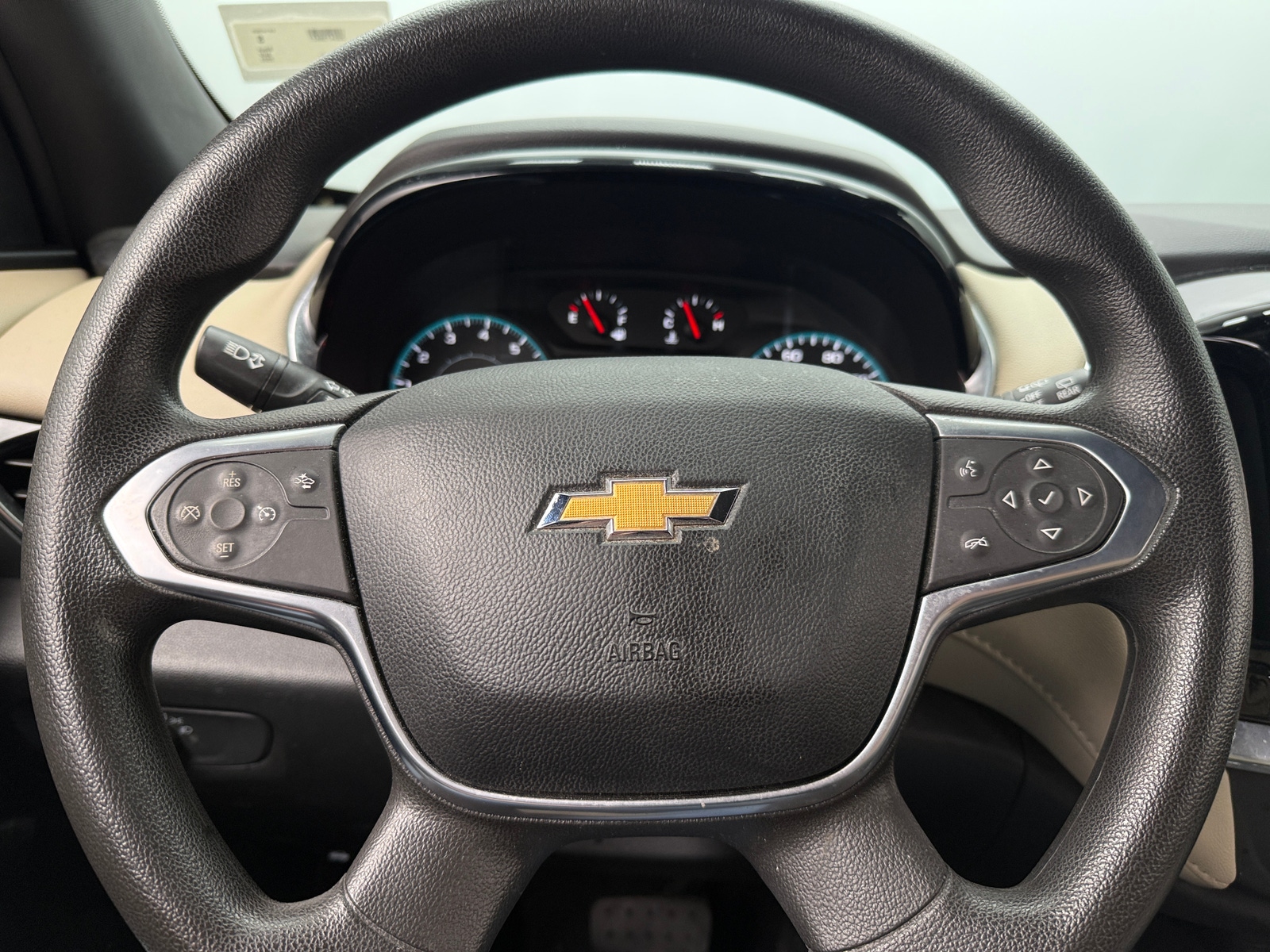 Thumbnail: 2023 Chevrolet Traverse - 5