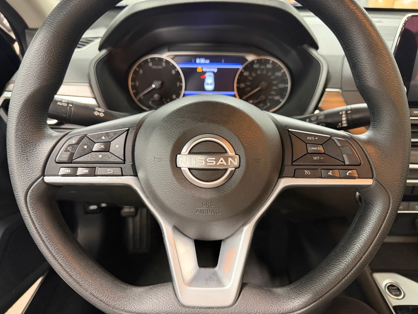 Thumbnail: 2025 Nissan Altima - 5