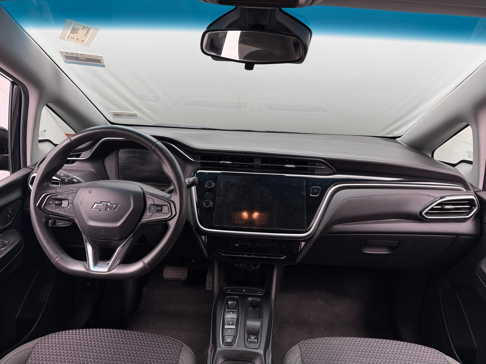 Thumbnail: 2022 Chevrolet Bolt EV - 3