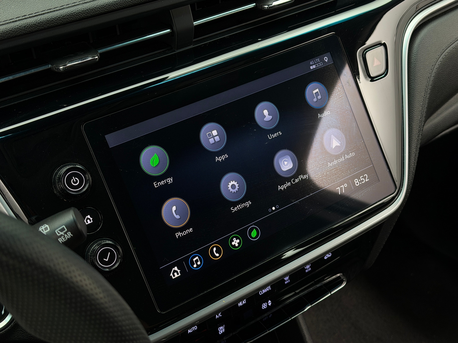 Thumbnail: 2022 Chevrolet Bolt EV - 4