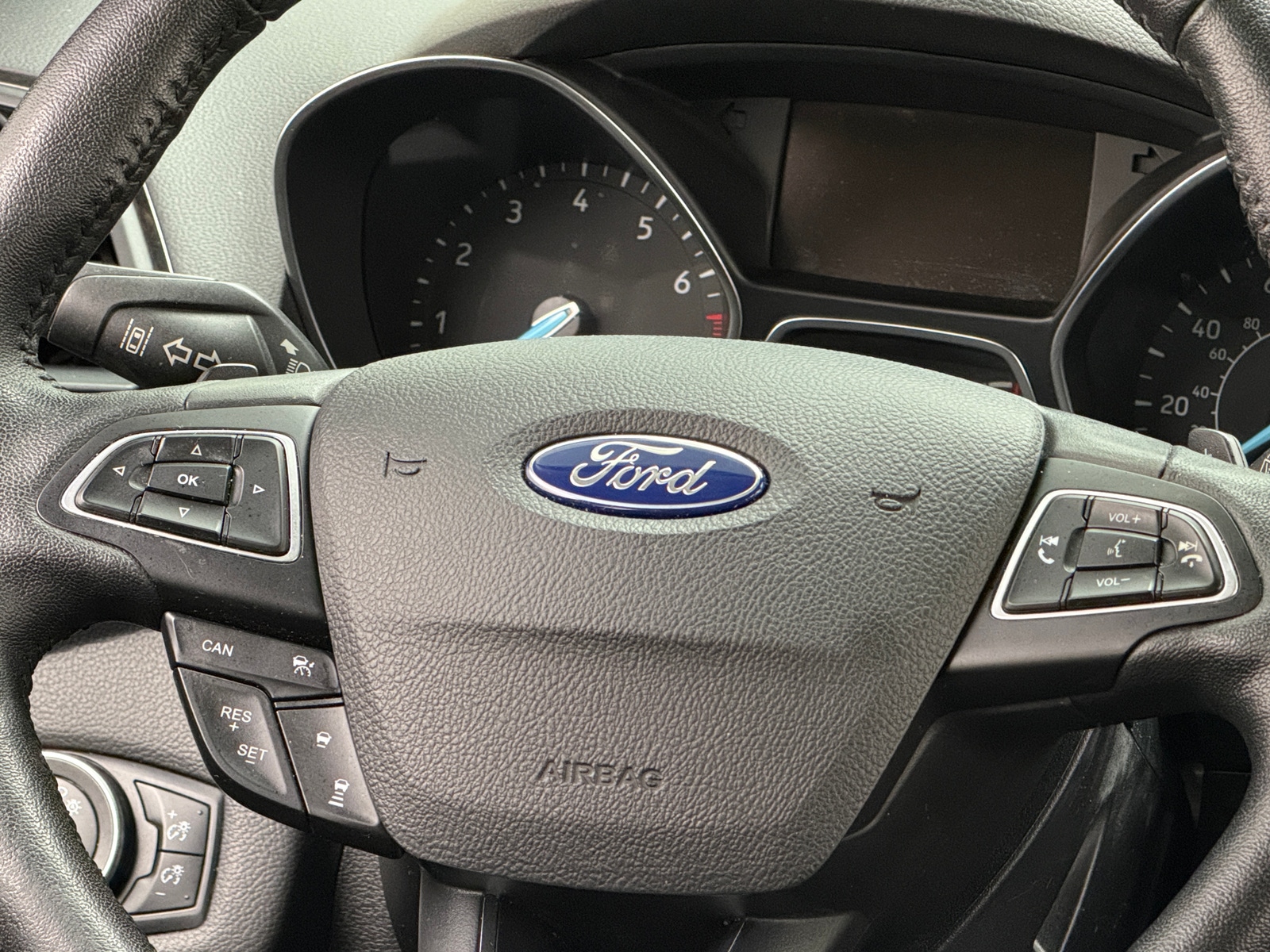 Thumbnail: 2018 Ford Escape - 4