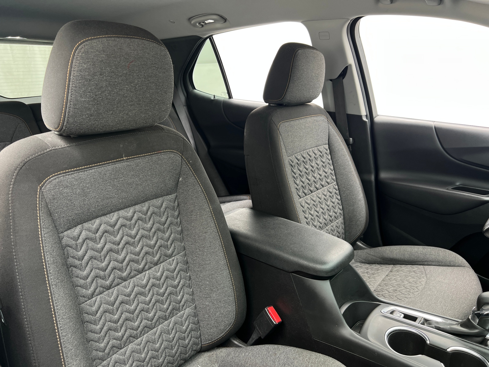 Thumbnail: 2022 Chevrolet Equinox - 2