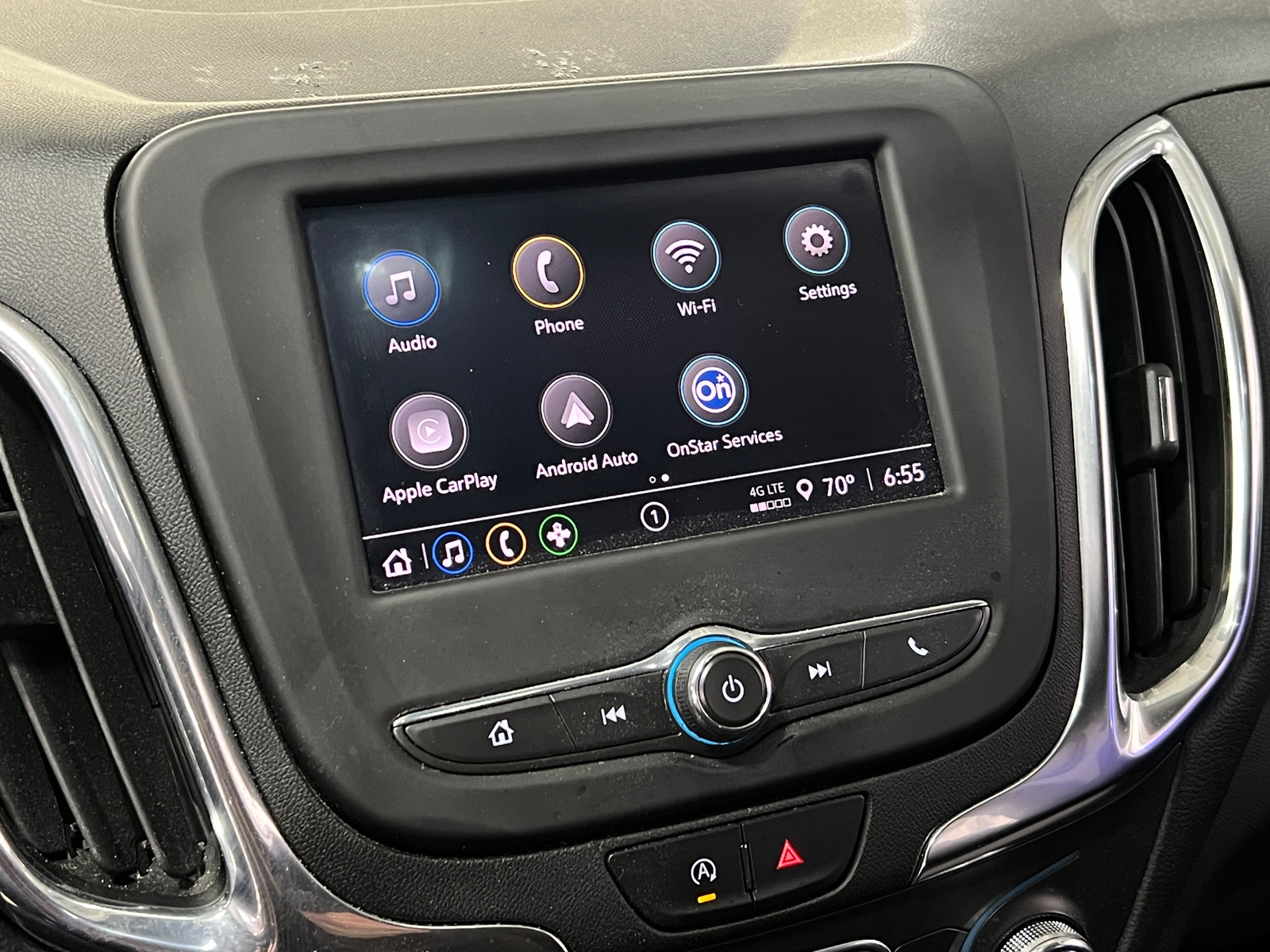 Thumbnail: 2022 Chevrolet Equinox - 4