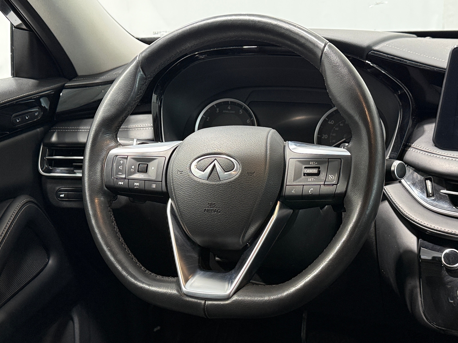 Thumbnail: 2025 INFINITI QX60 - 4