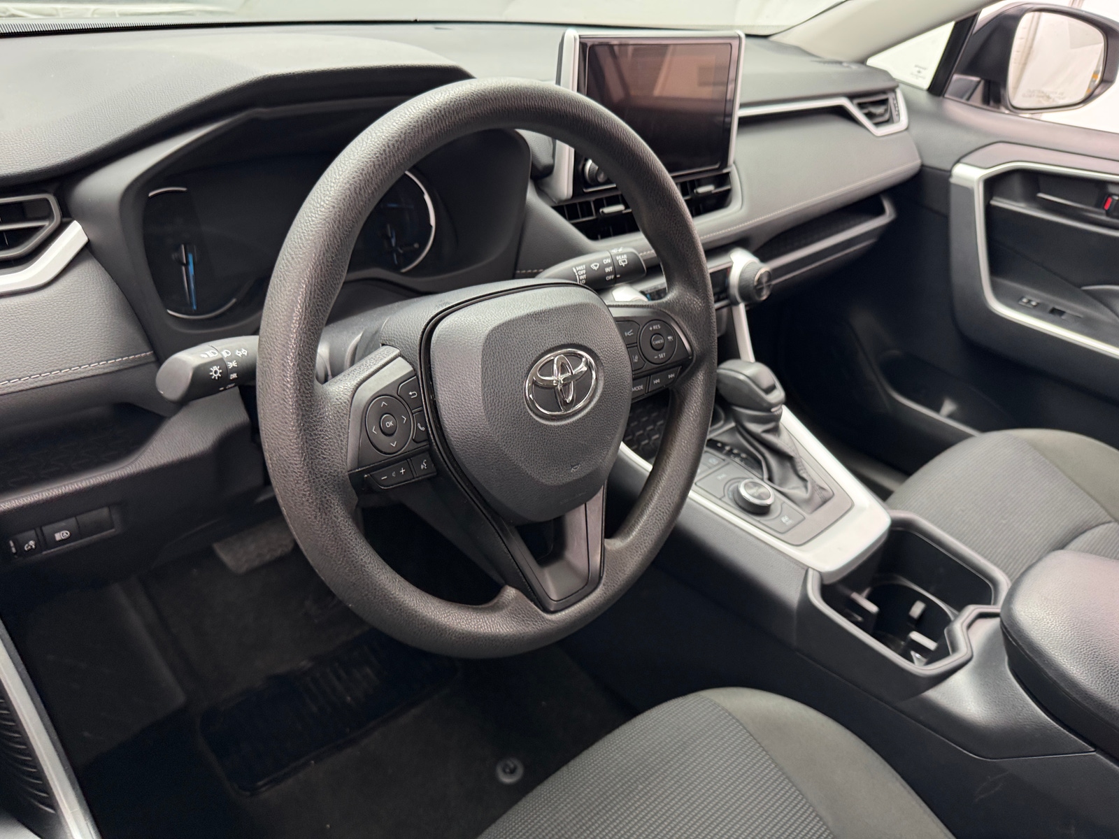 Thumbnail: 2025 Toyota RAV4 - 5