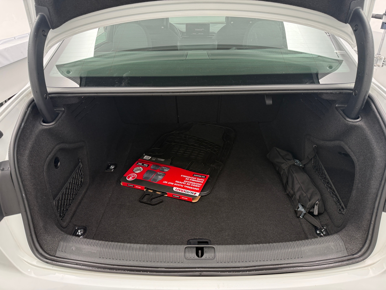 Thumbnail: 2023 Audi S4 - 6