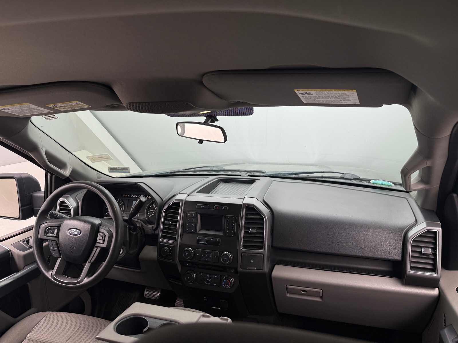 Thumbnail: 2018 Ford Econoline - 3