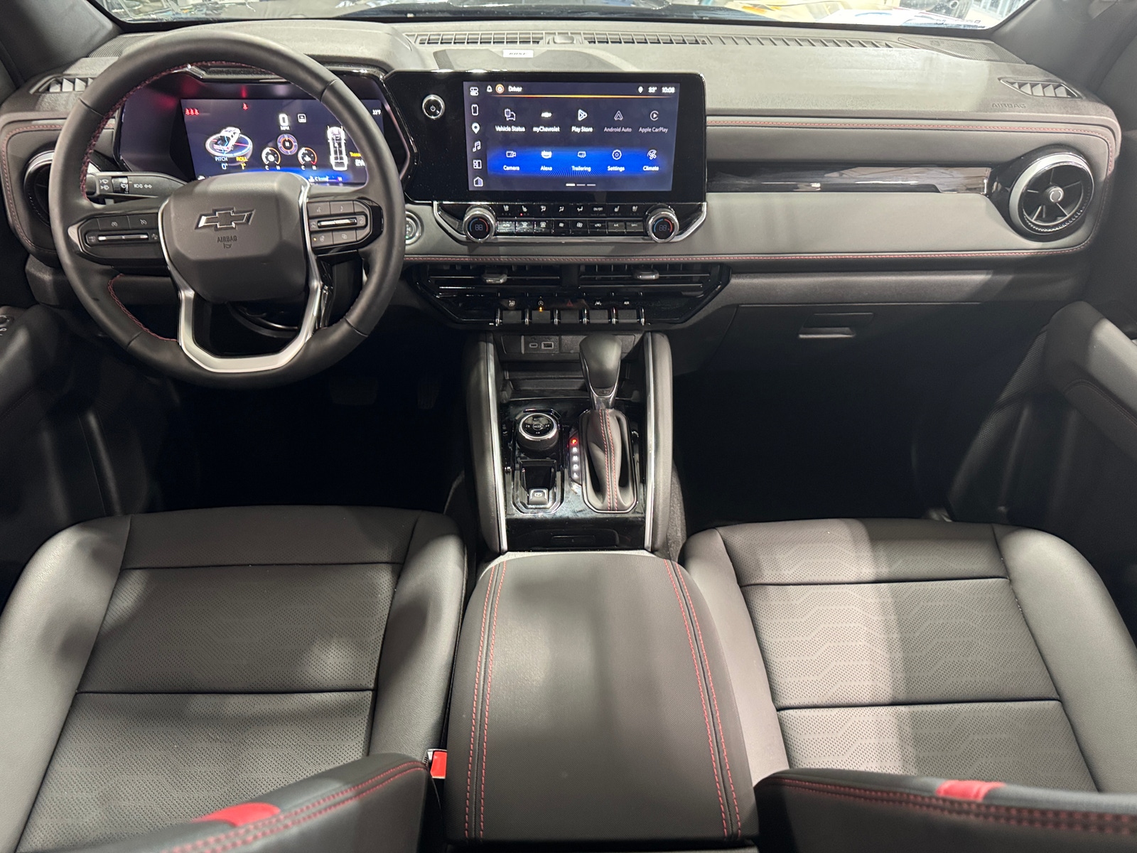 Thumbnail: 2025 Chevrolet Colorado - 3