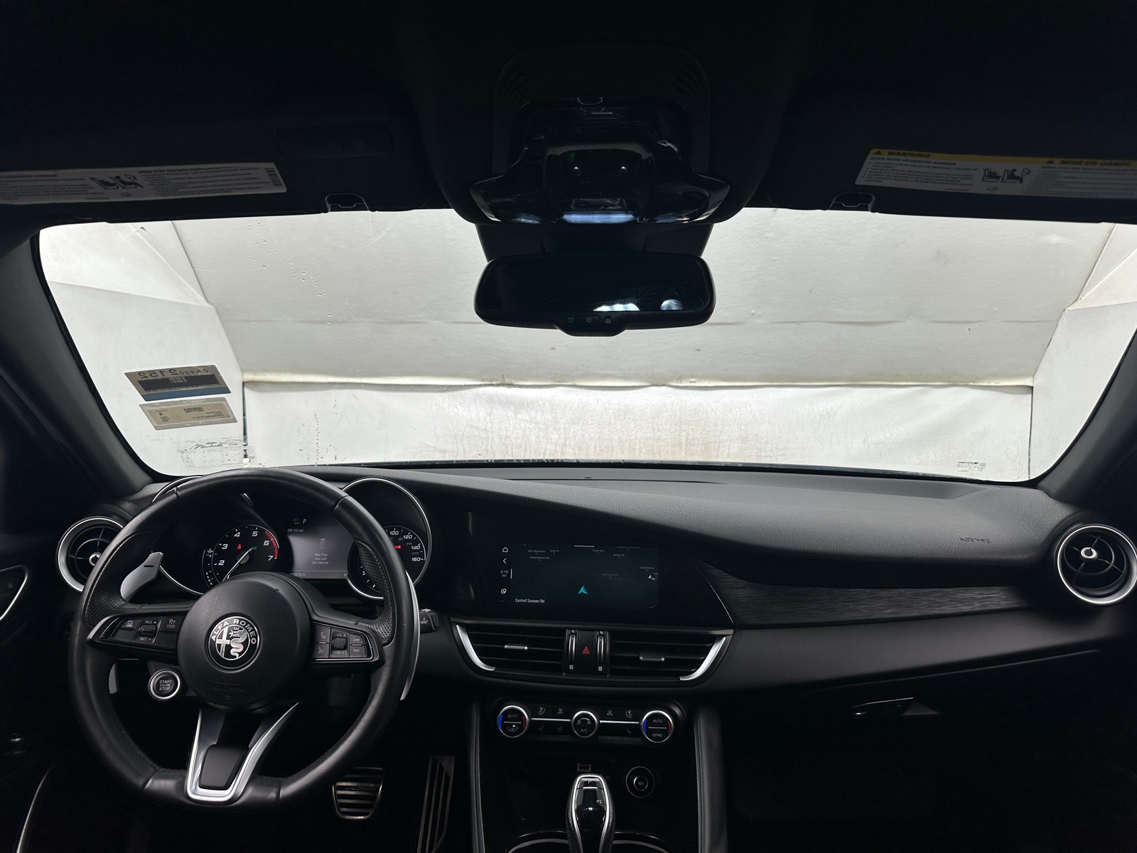 Thumbnail: 2023 Alfa Romeo Giulia - 2