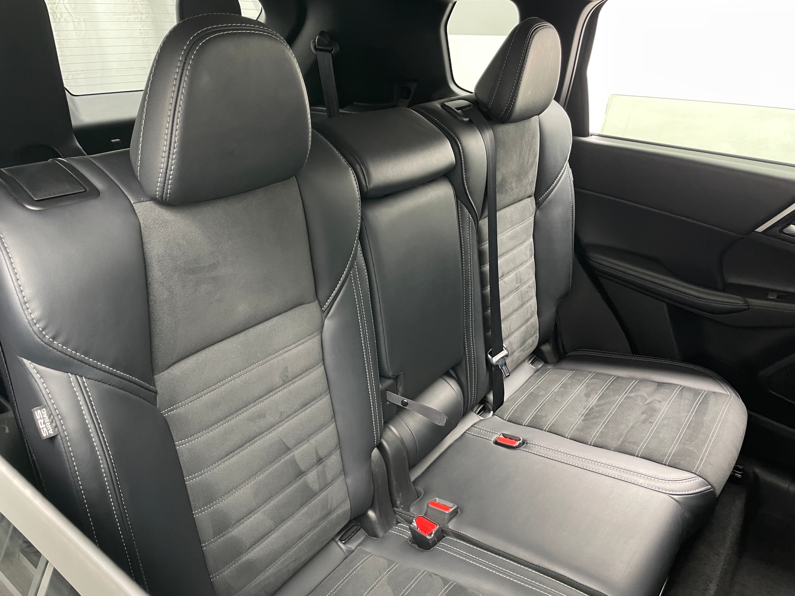 Thumbnail: 2024 Mitsubishi Outlander - 5