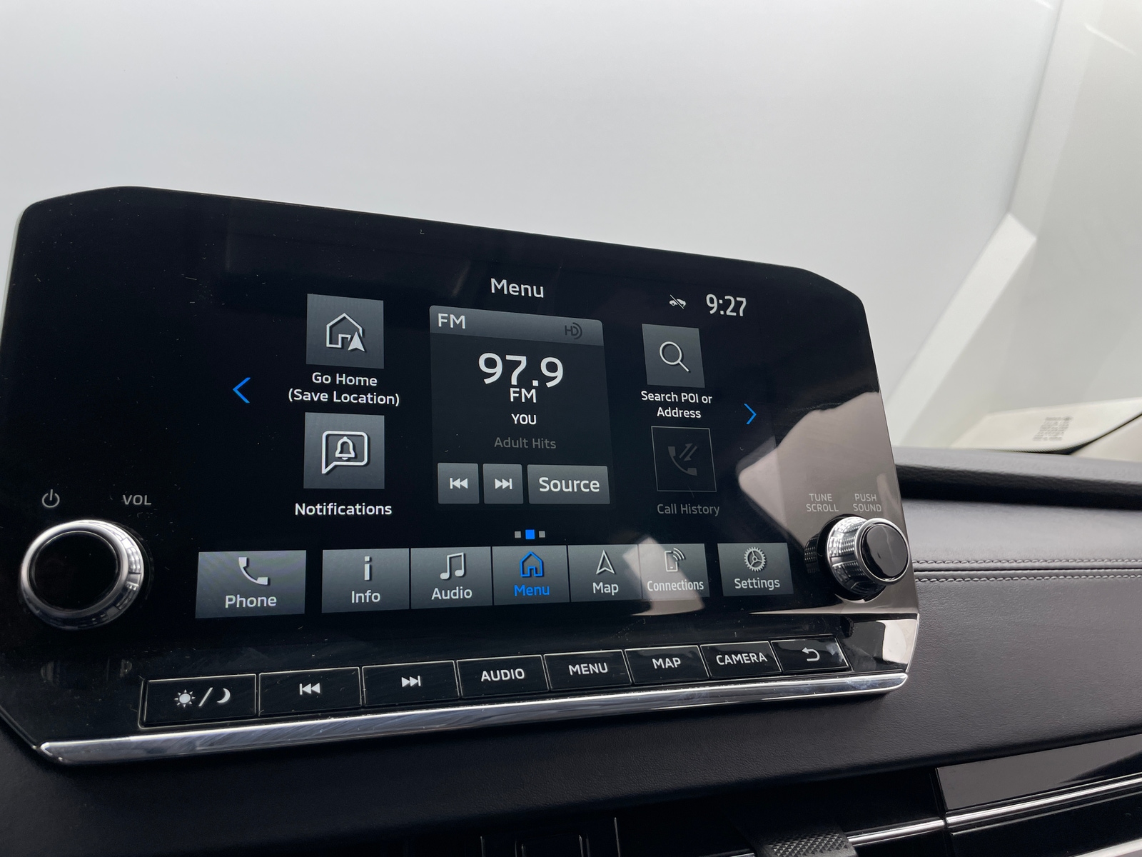 Thumbnail: 2024 Mitsubishi Outlander - 3