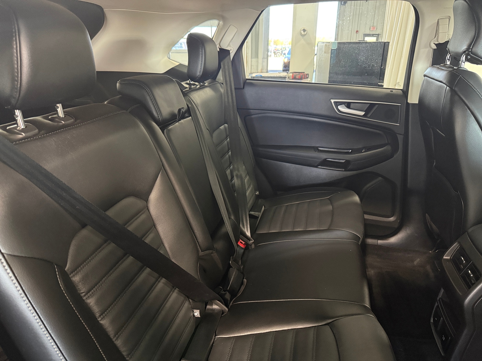 Thumbnail: 2018 Ford Edge - 6