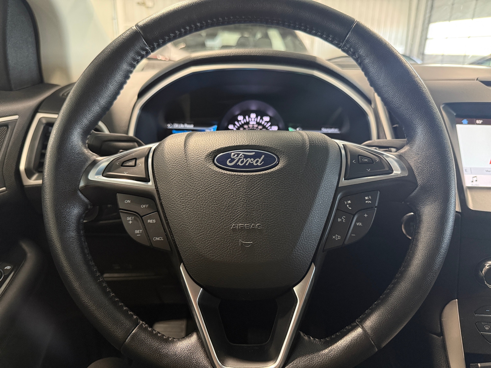 Thumbnail: 2018 Ford Edge - 5