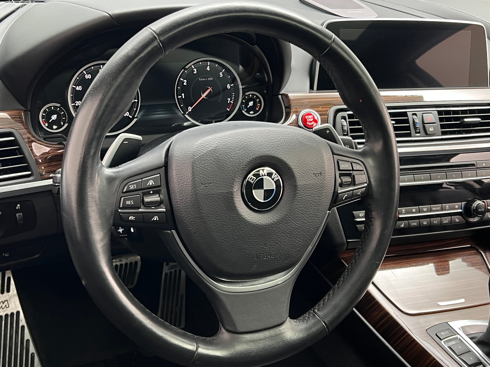 Thumbnail: 2016 BMW 6 Series - 3