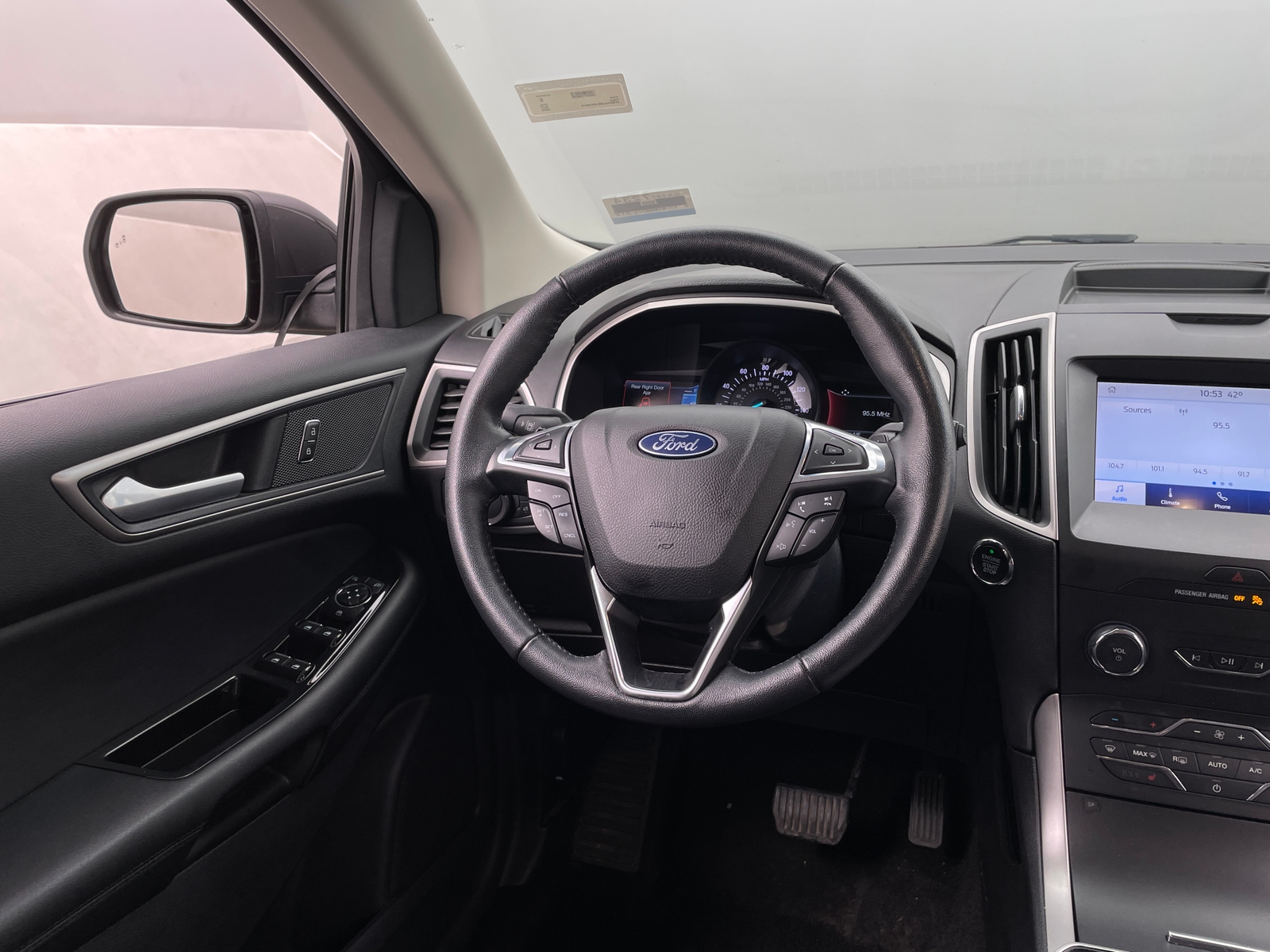 Thumbnail: 2020 Ford Edge - 4