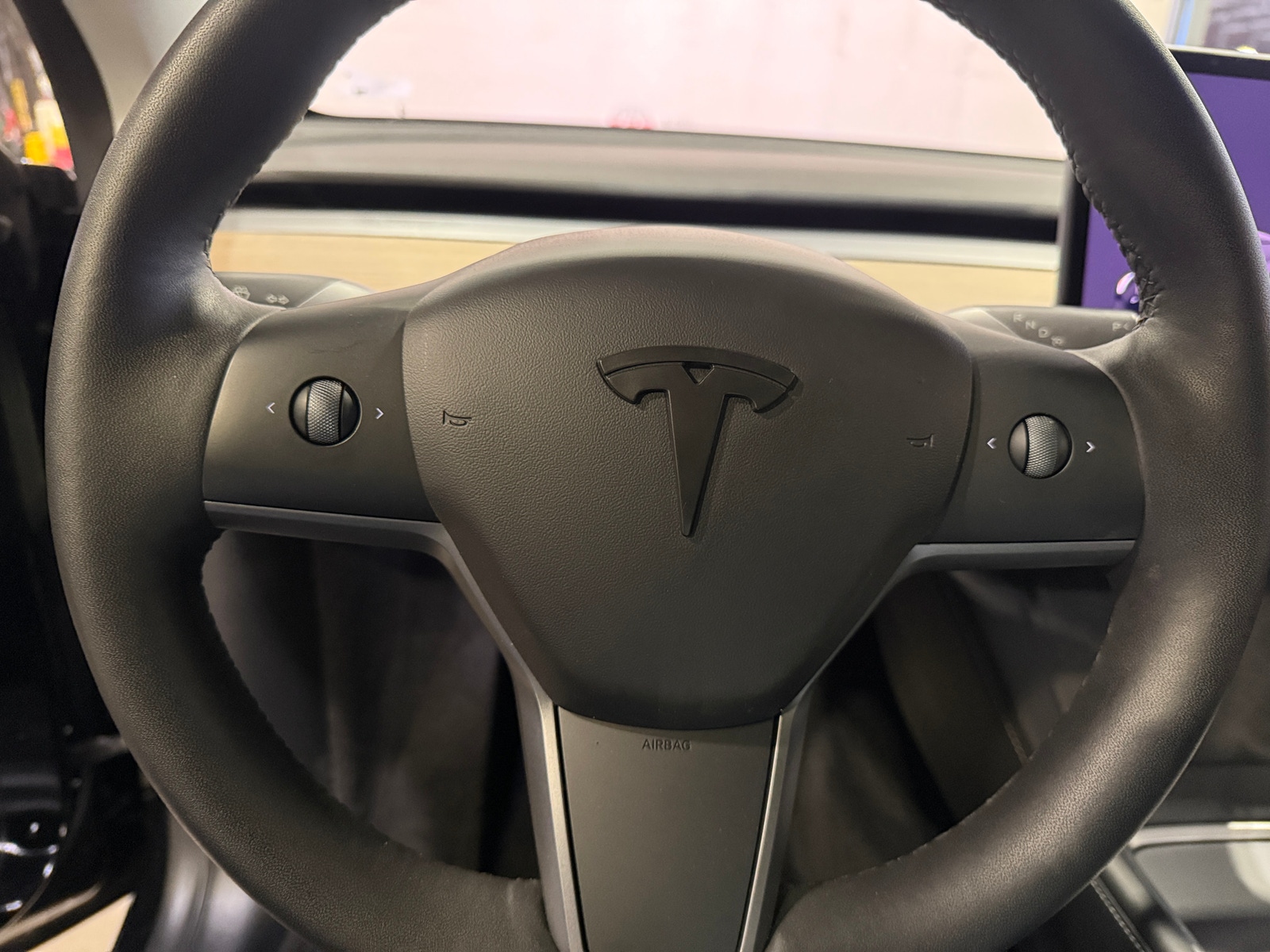 Thumbnail: 2022 Tesla Model Y - 4