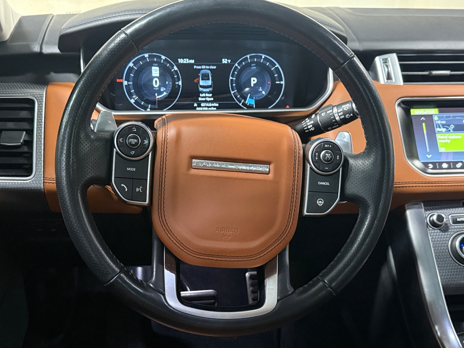 Thumbnail: 2017 Land Rover Range Rover Sport - 4
