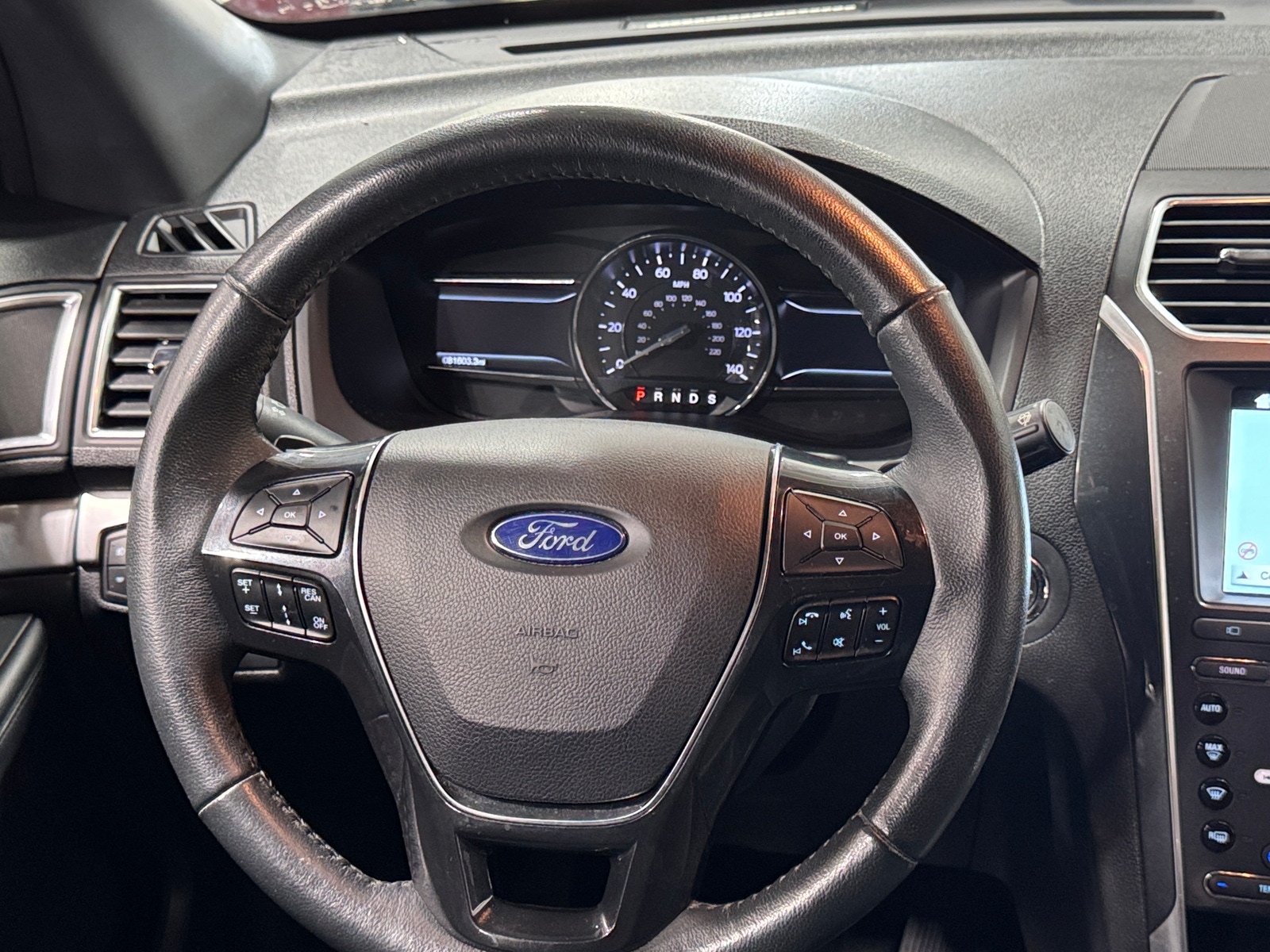 Thumbnail: 2017 Ford Explorer - 4