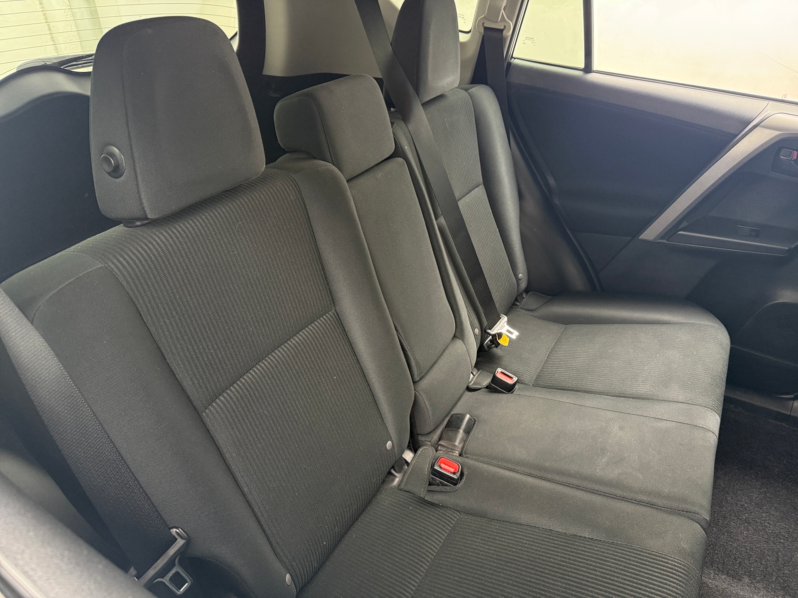 Thumbnail: 2018 Toyota RAV4 - 6