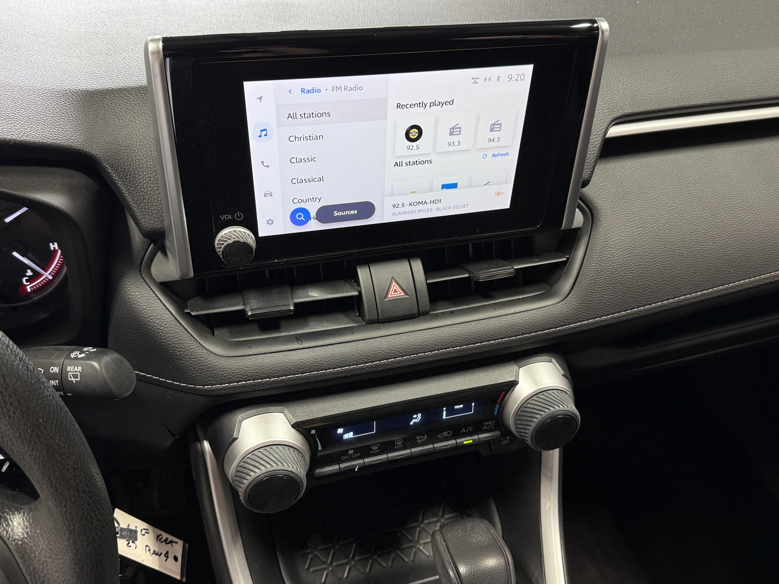 Thumbnail: 2023 Toyota RAV4 - 4