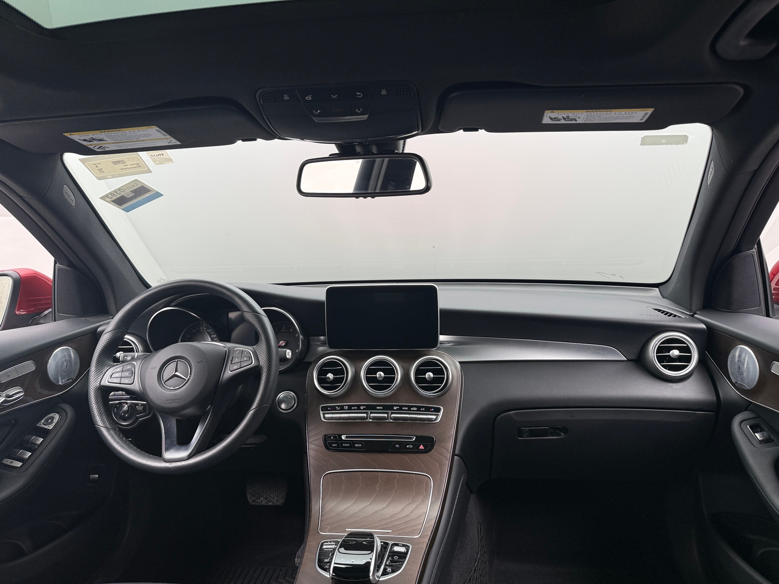 Thumbnail: 2018 Mercedes-Benz GLC - 2