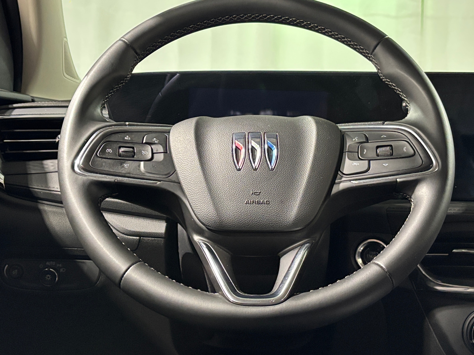 Thumbnail: 2025 Buick Encore GX - 4