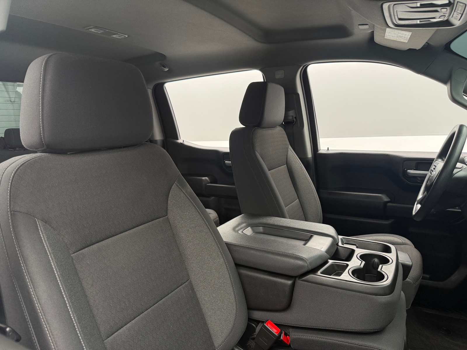 Thumbnail: 2025 Chevrolet Silverado 1500 - 2