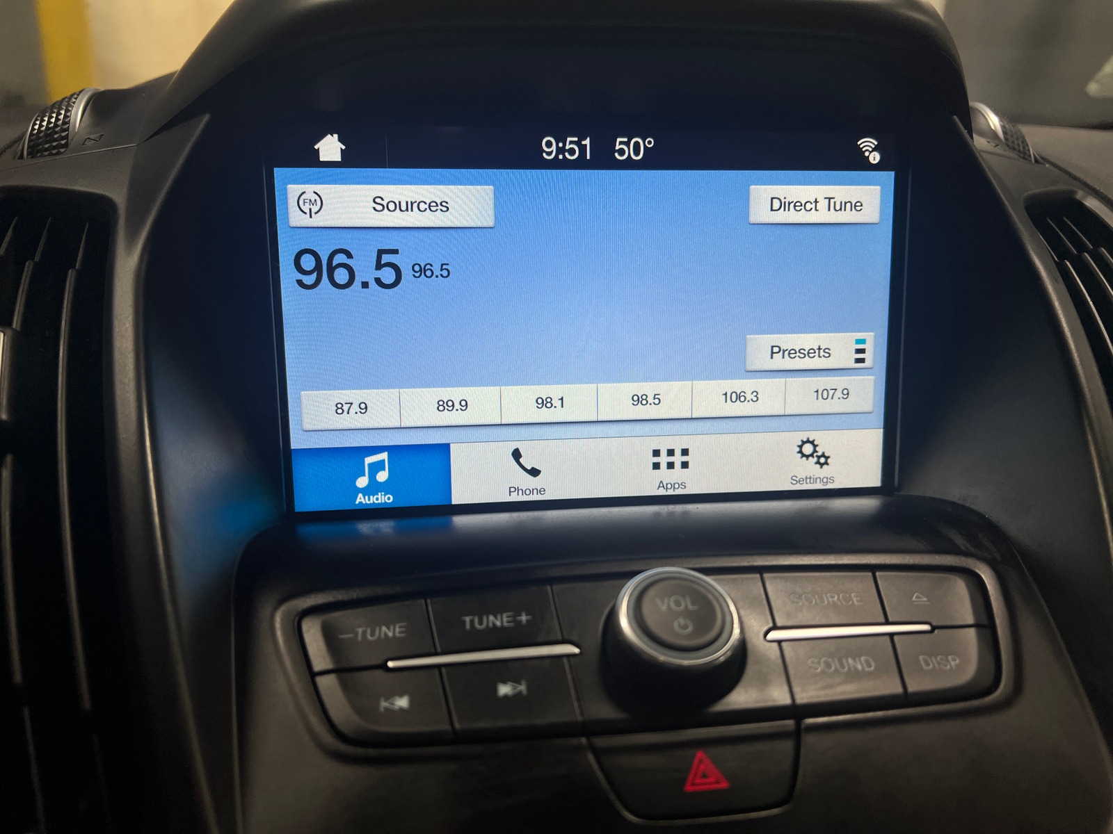 Thumbnail: 2018 Ford Escape - 3