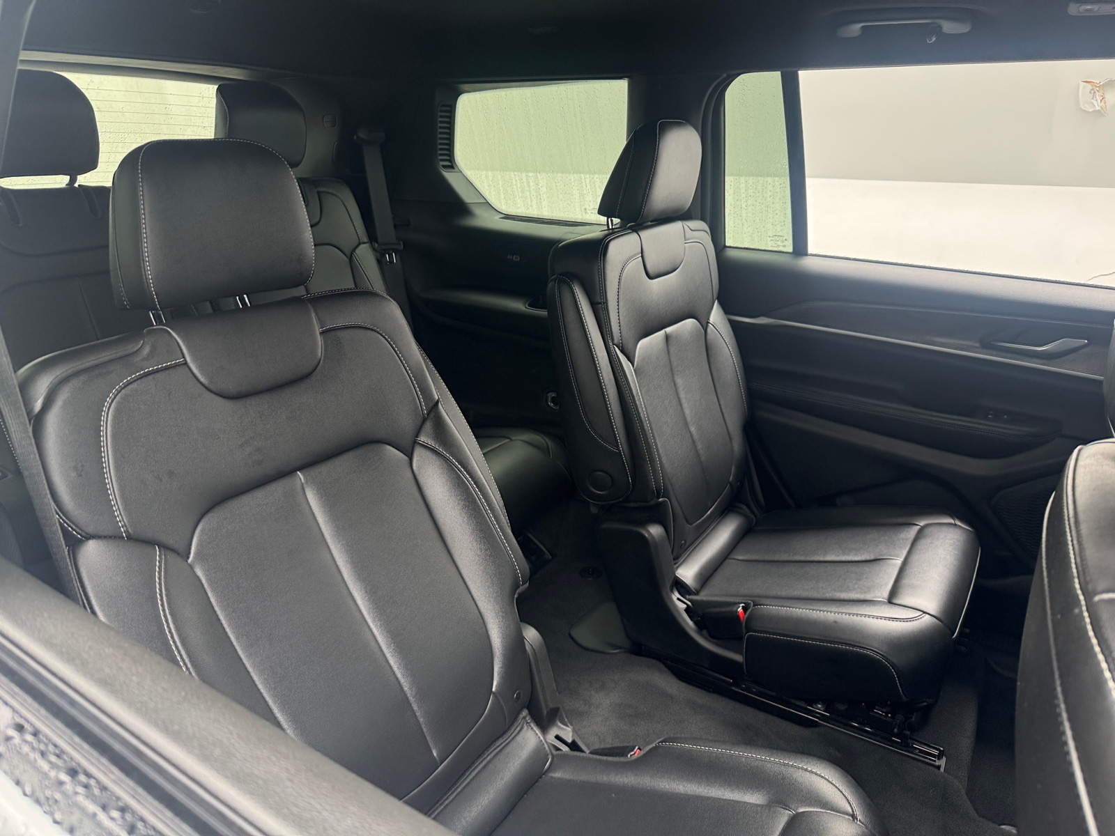 Thumbnail: 2024 Jeep Grand Cherokee L - 5