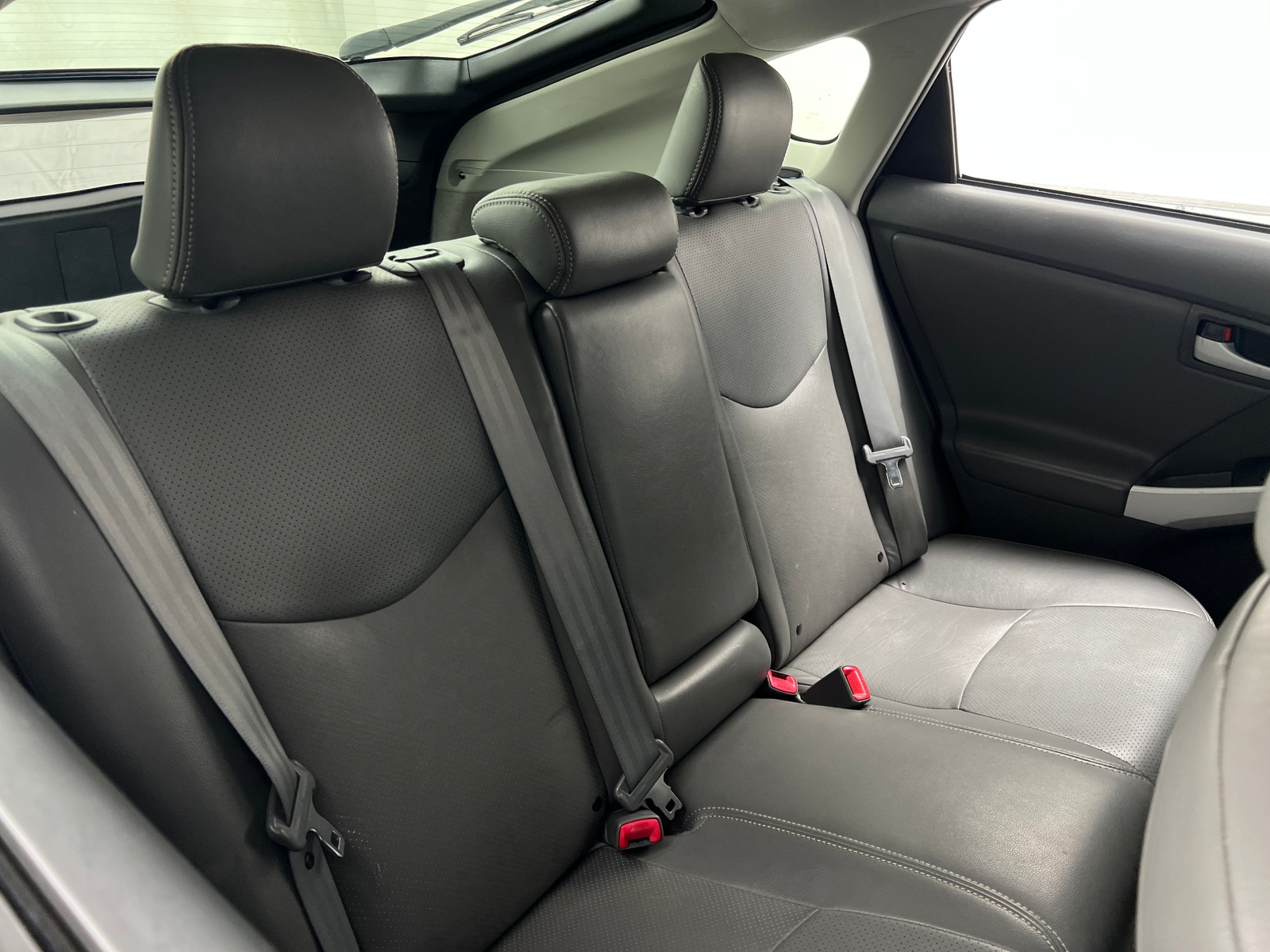 Thumbnail: 2011 Toyota Prius - 6