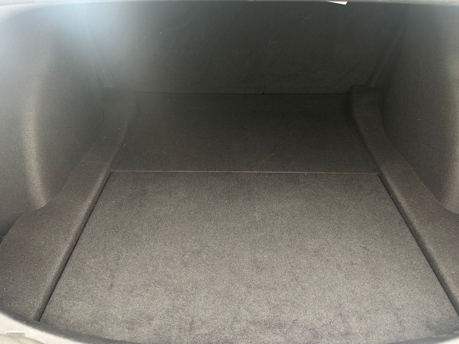 Thumbnail: 2022 Tesla Model 3 - 6