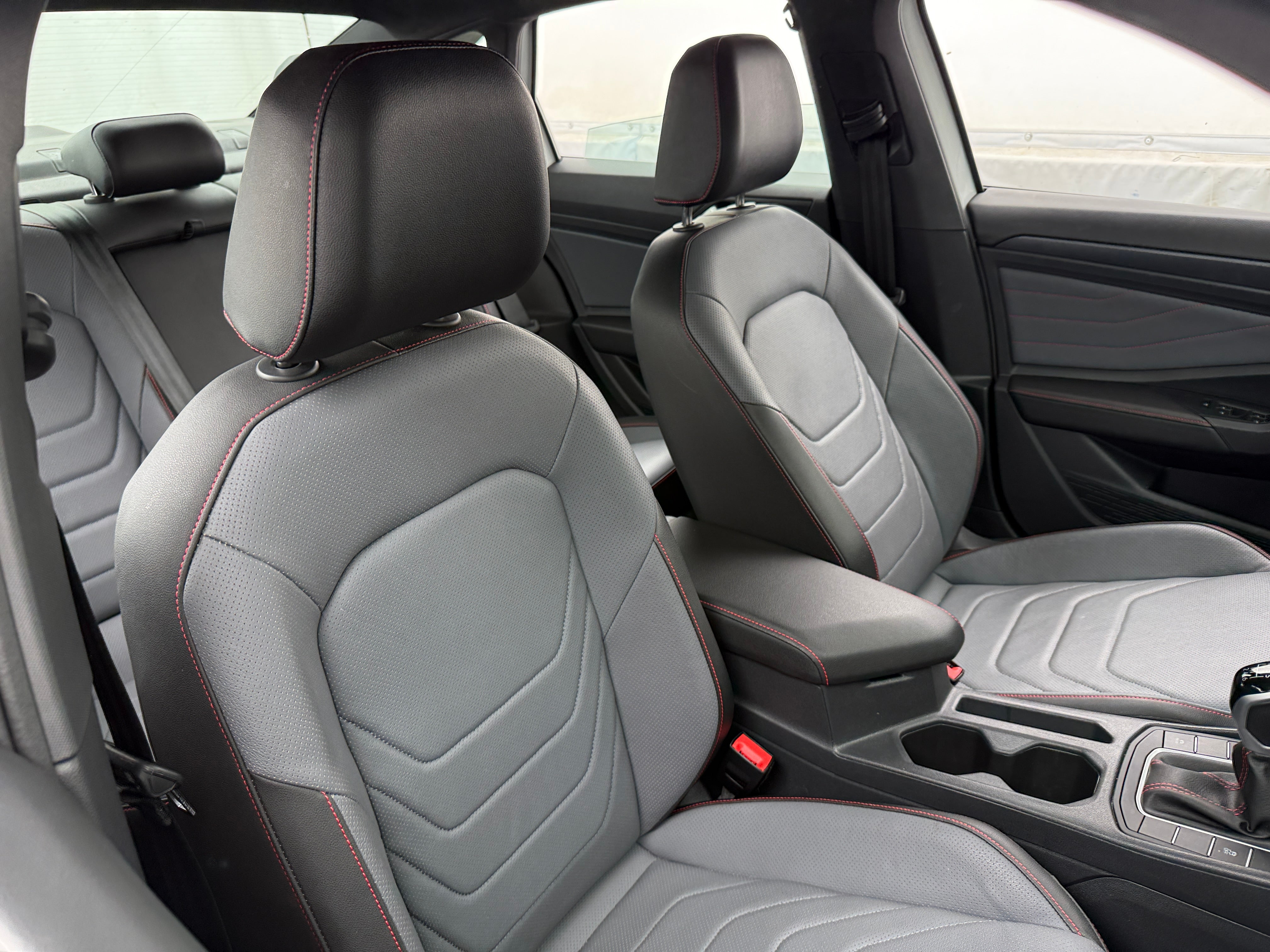 2025 Volkswagen Jetta GLI Autobahn - Photo 8