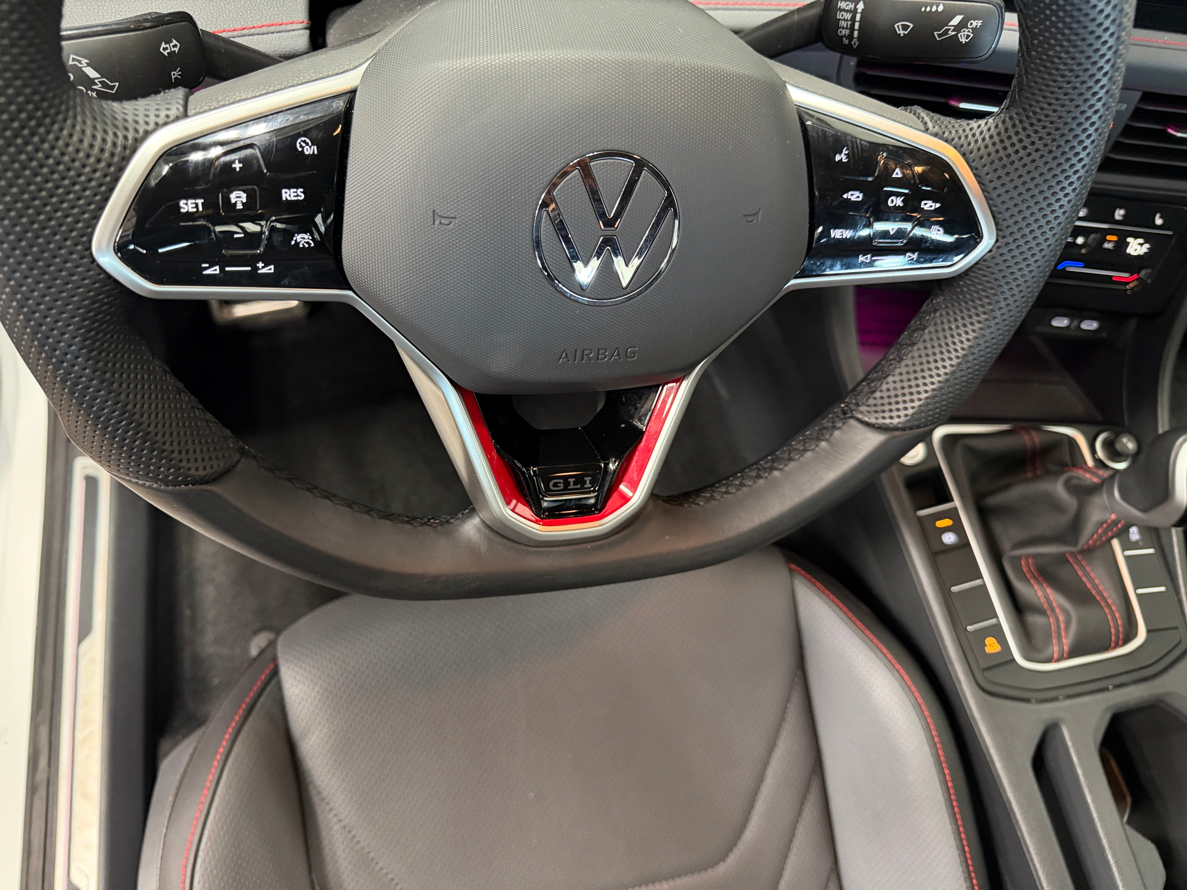 2025 Volkswagen Jetta GLI Autobahn - Photo 9