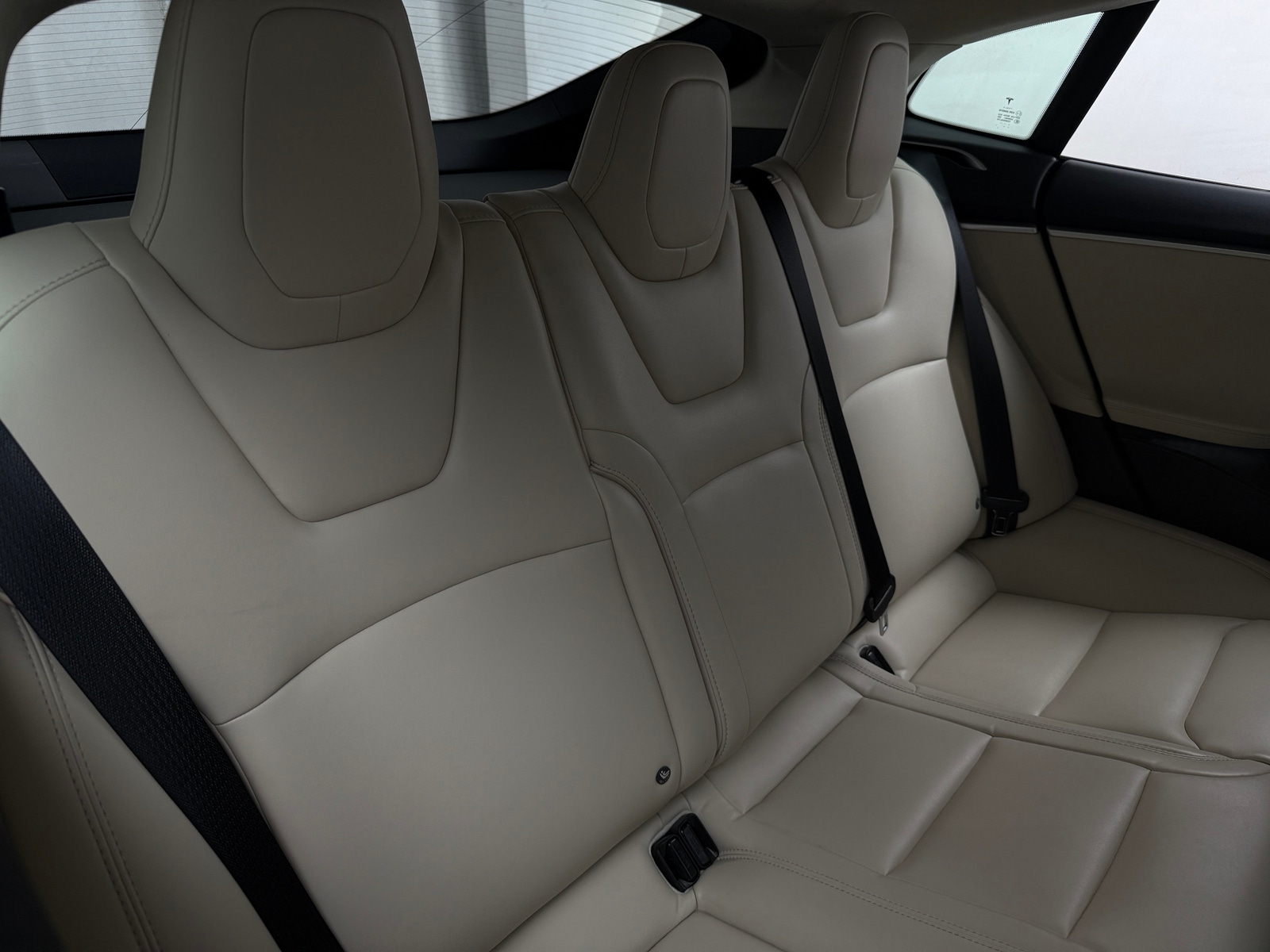 Thumbnail: 2018 Tesla Model S - 5