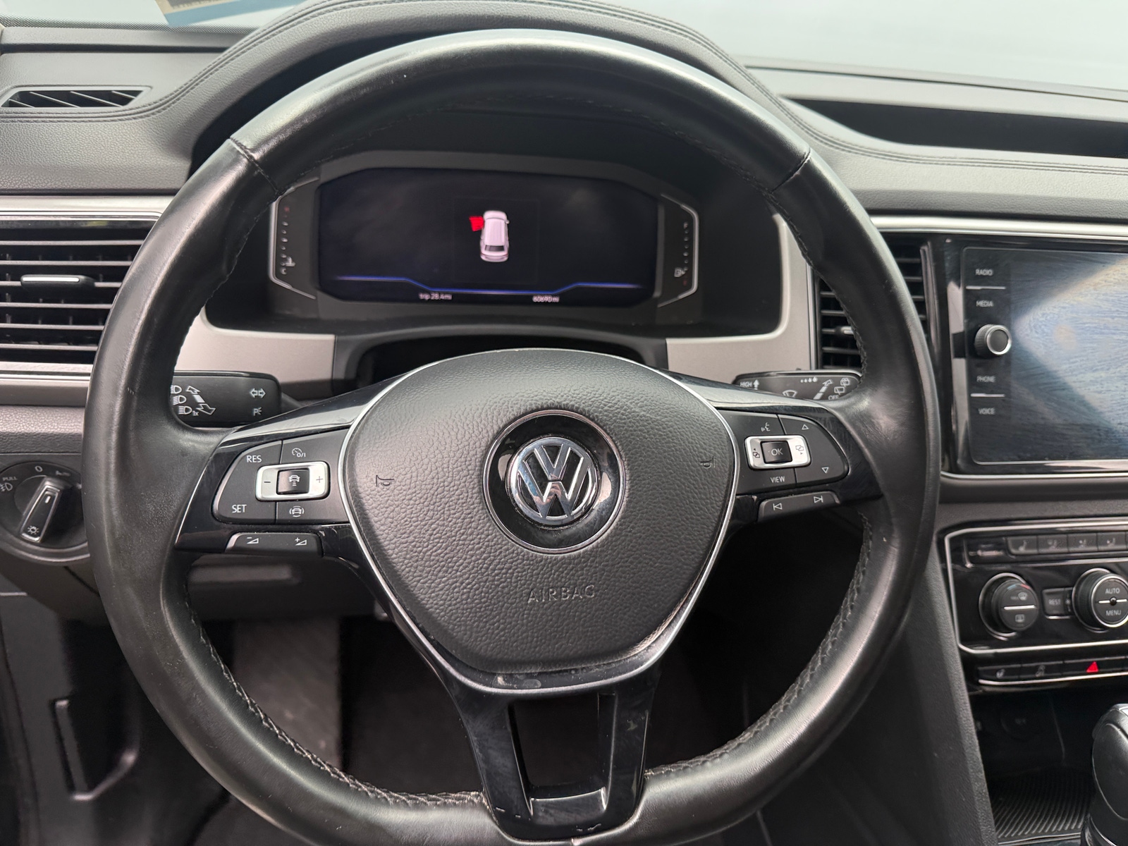 Thumbnail: 2019 Volkswagen Atlas - 4