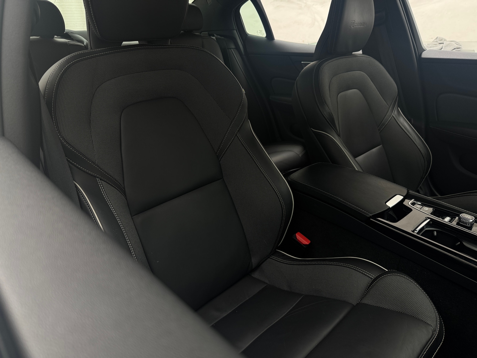 Thumbnail: 2019 Volvo S60 - 2
