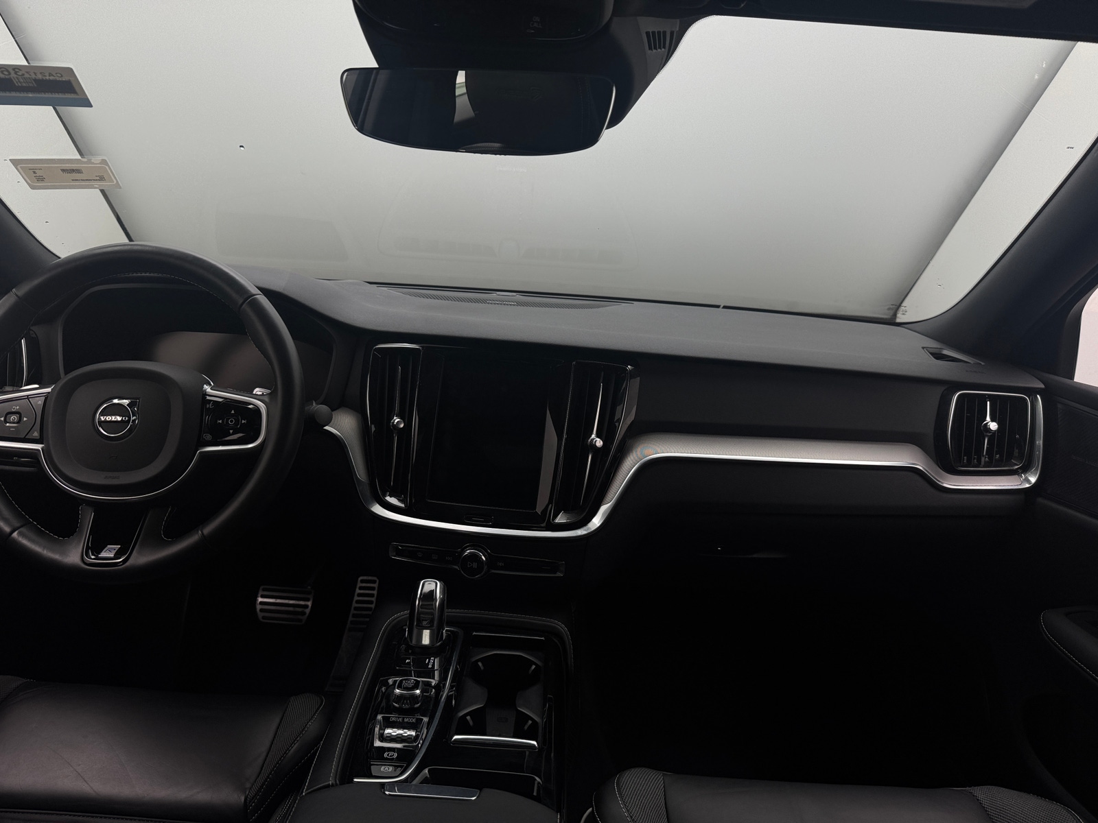 Thumbnail: 2019 Volvo S60 - 3