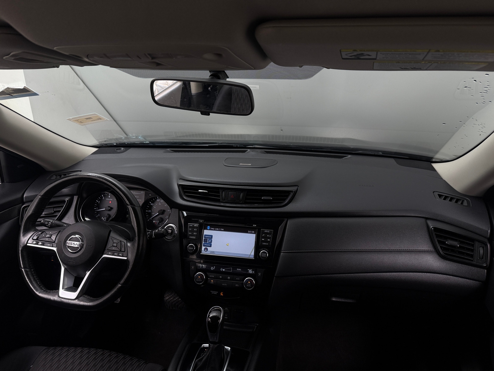 Thumbnail: 2017 Nissan Rogue - 3