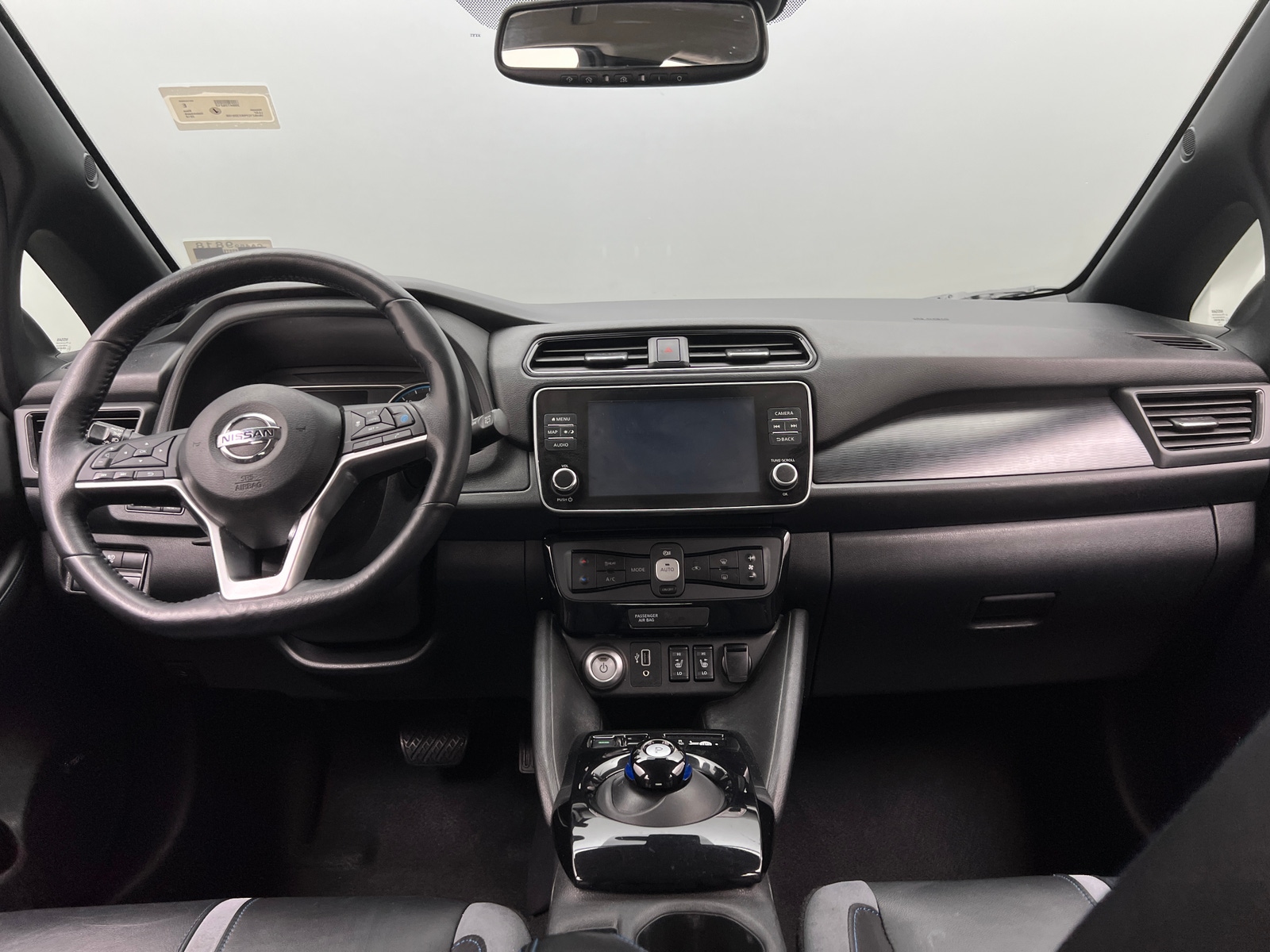 Thumbnail: 2019 Nissan Leaf - 2