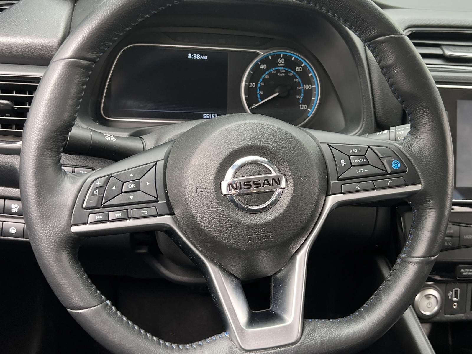 Thumbnail: 2019 Nissan Leaf - 4