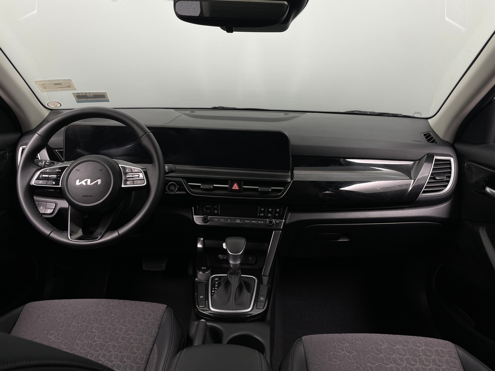 Thumbnail: 2025 Kia Seltos - 3