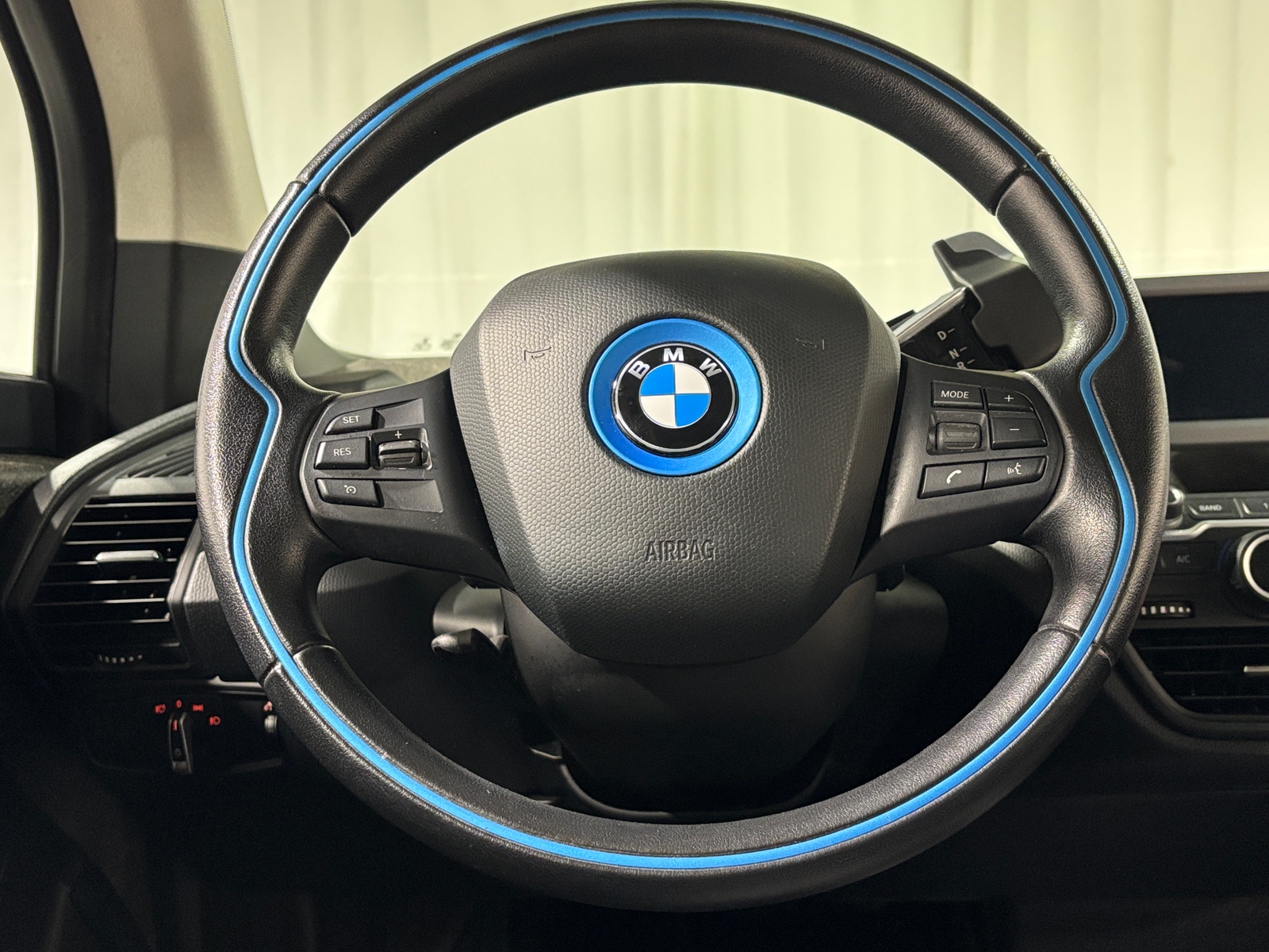 Thumbnail: 2021 BMW i3 - 5