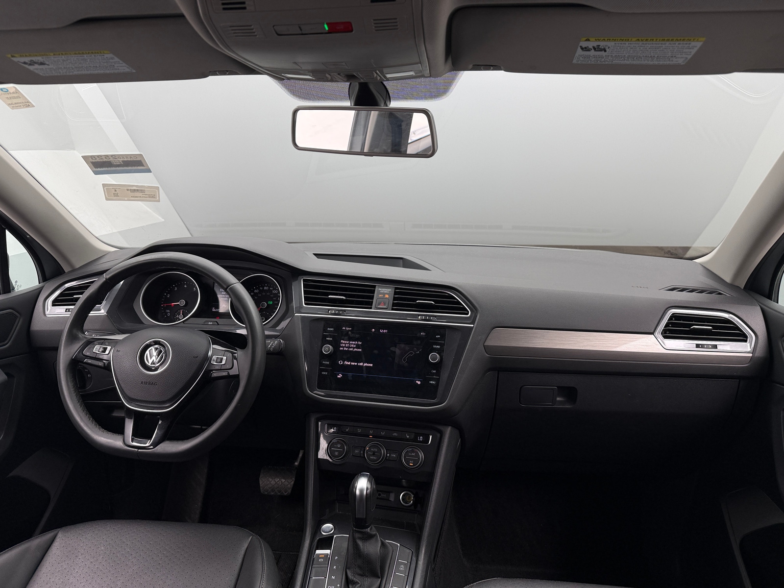 Thumbnail: 2020 Volkswagen Tiguan - 2