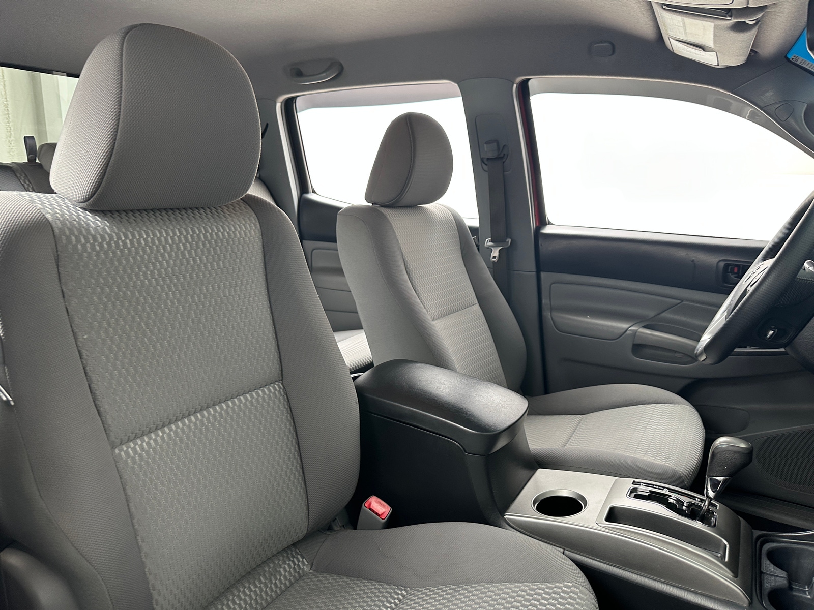 Thumbnail: 2015 Toyota Tacoma - 2