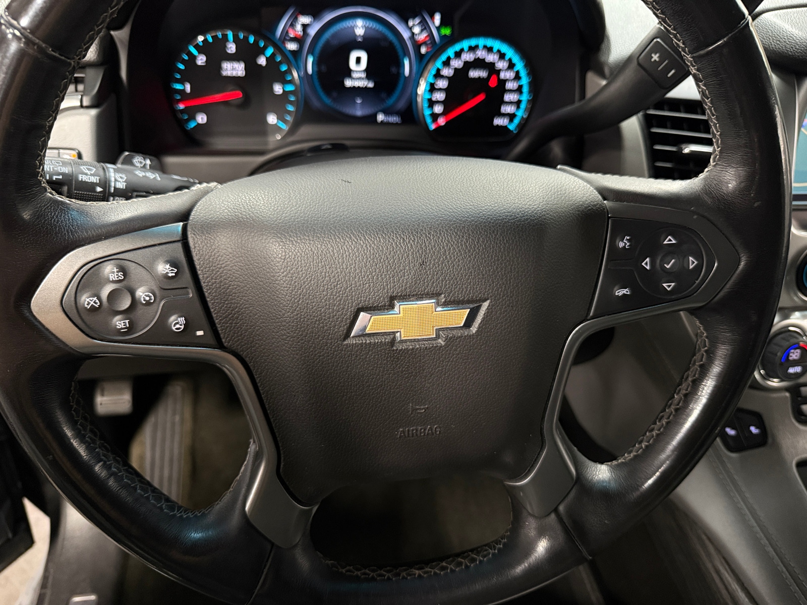 Thumbnail: 2017 Chevrolet Tahoe - 4