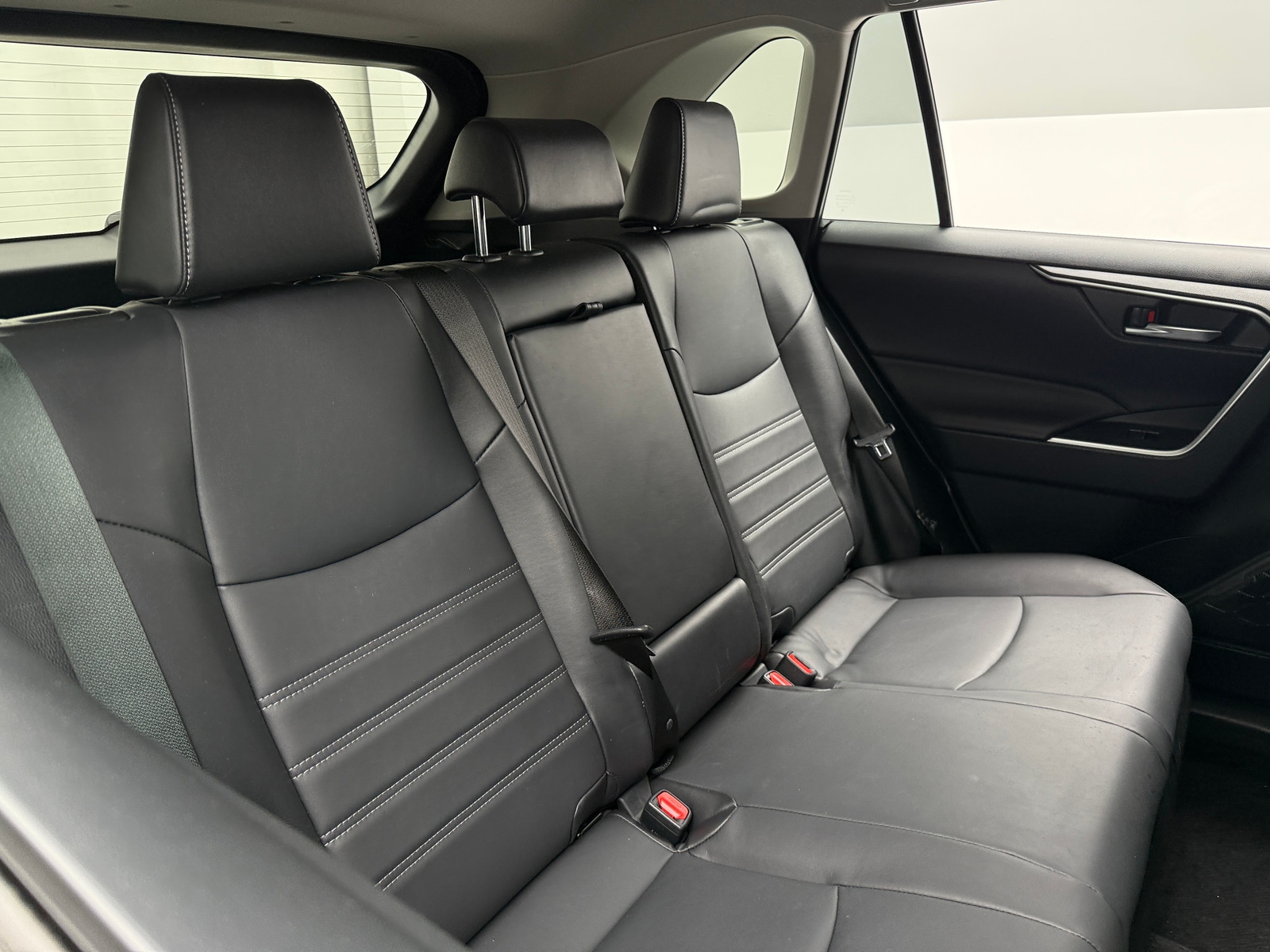 Thumbnail: 2023 Toyota RAV4 - 5